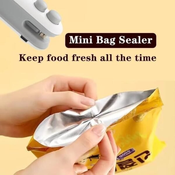 2-in-1 Mini Heat Sealer with Bag Cutter
